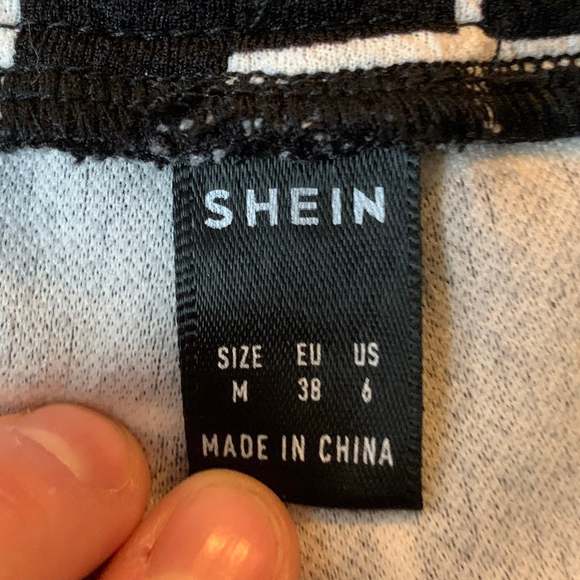 Sexy Black Grid Pattern Shein Shorts - Picture 3 of 3